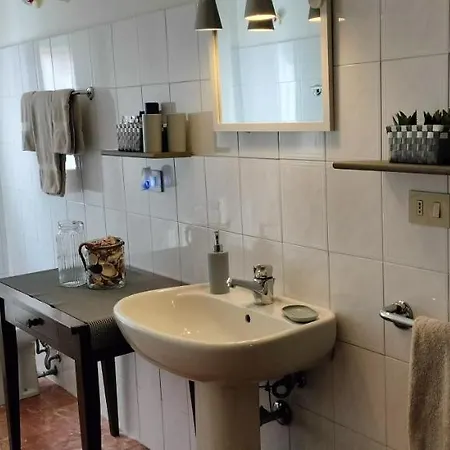 Shanel Apartment *